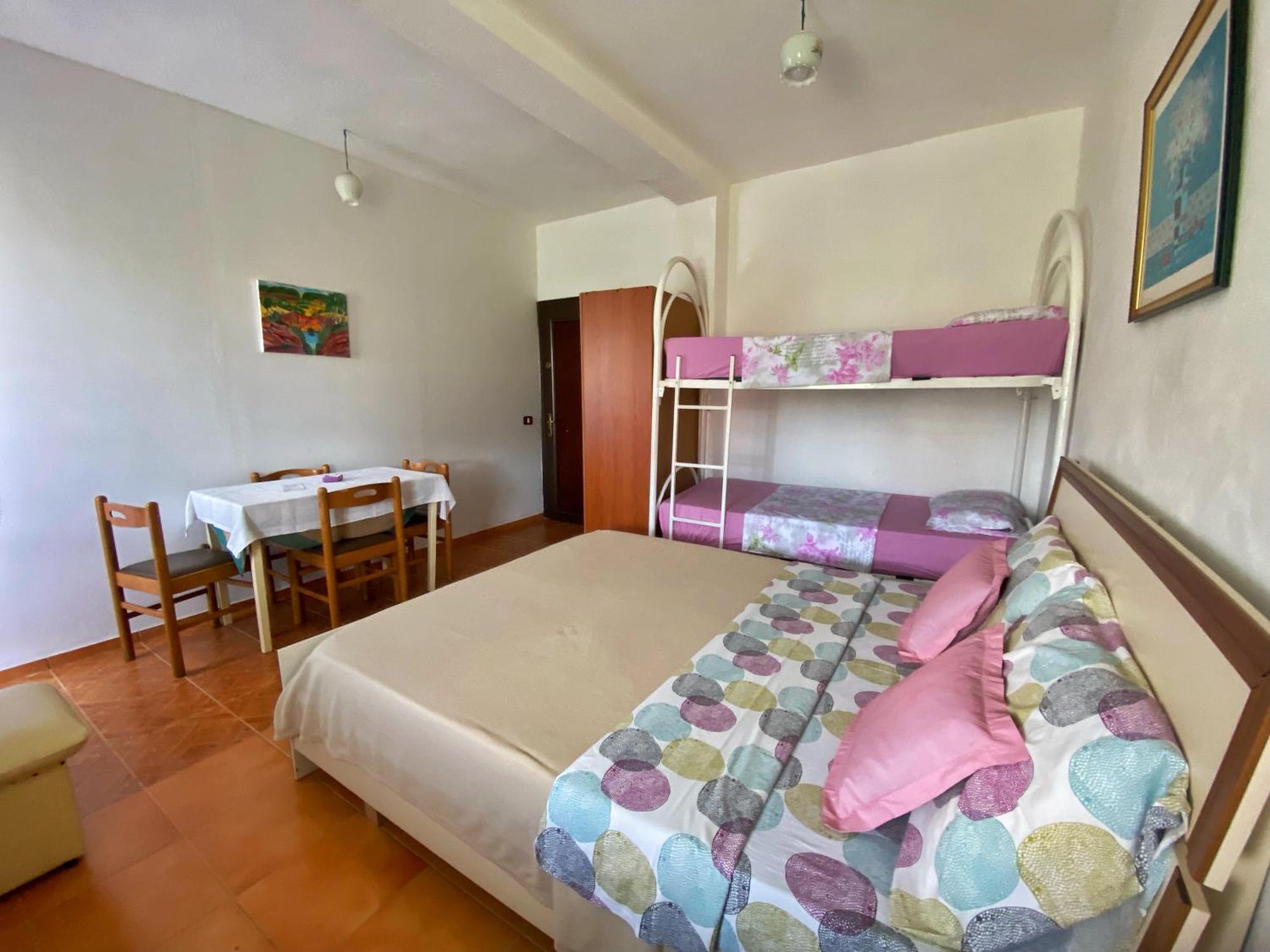 Joni'S Guest House Spille Εξωτερικό φωτογραφία
