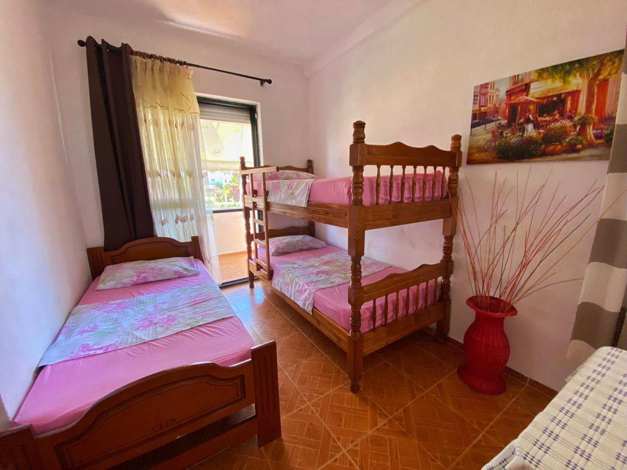 Joni'S Guest House Spille Εξωτερικό φωτογραφία